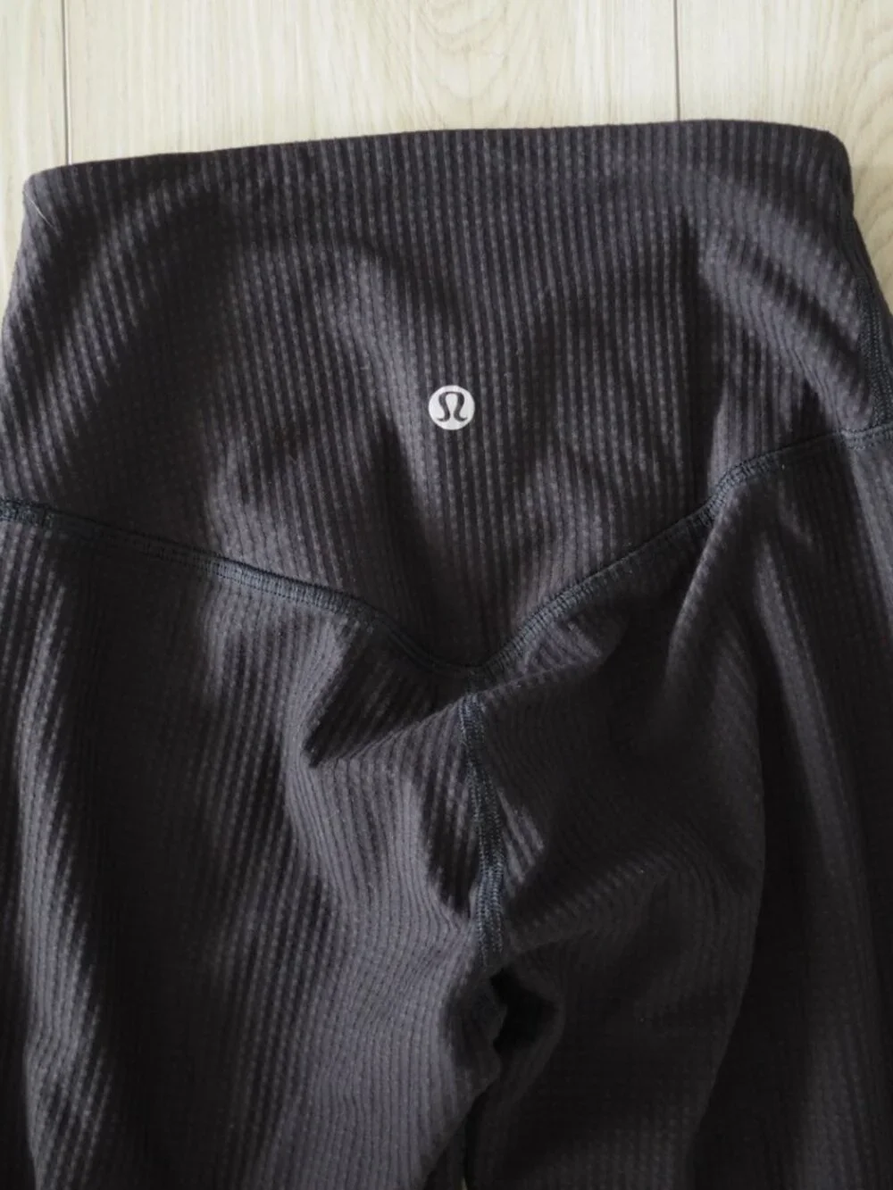 Lululemon V-Waist Yoga Tight 25